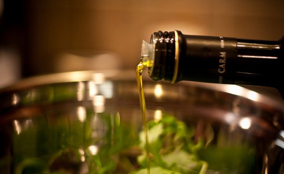 Propriedades do azeite de oliva são pesquisadas para a prevenção de doenças