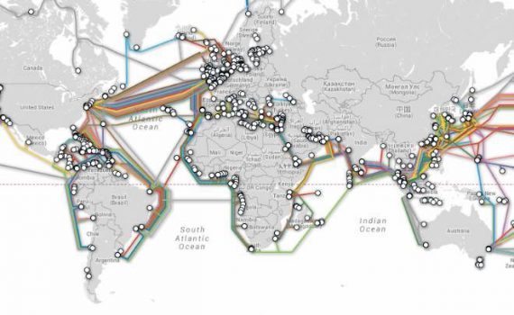 Mapa indica localização dos cabos submarinos que conectam a internet