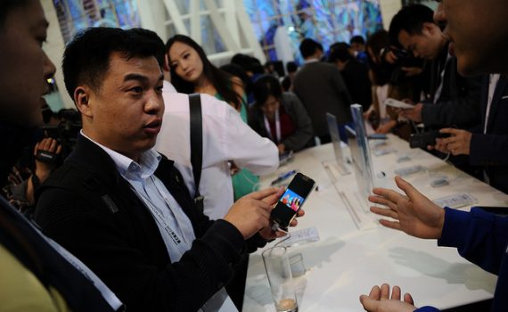 Venda de smartphones cresce 25%, diz IDC