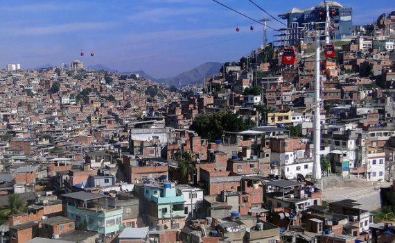 As regras de construção numa favela do Rio, segundo um arquiteto francês