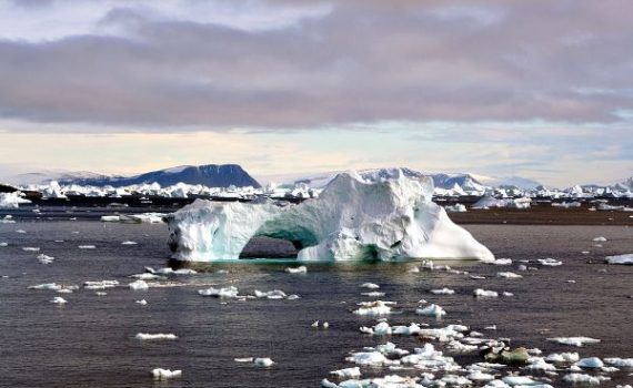 Publica-se pesquisa sobre o degelo na Antártida e na Groelândia