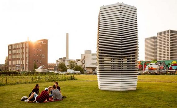 Torre é capaz de eliminar em até 75% a poluição do ar