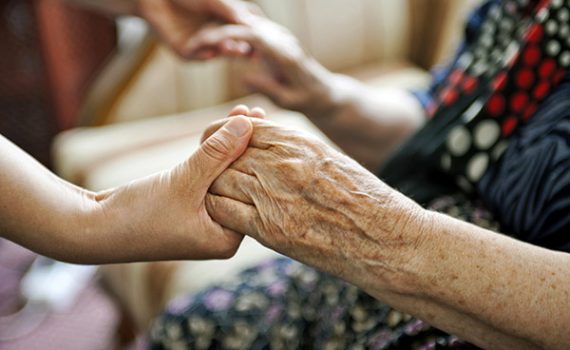 É necessário melhorar cuidados paliativos em Portugal