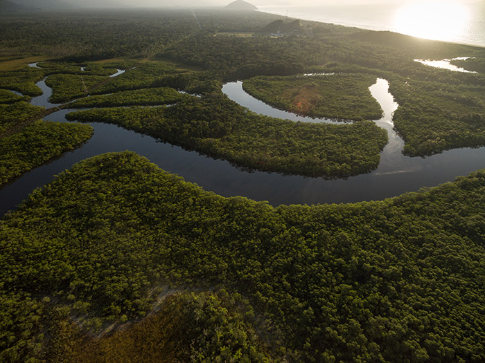 Mais de 500 represas no rio Amazonas
