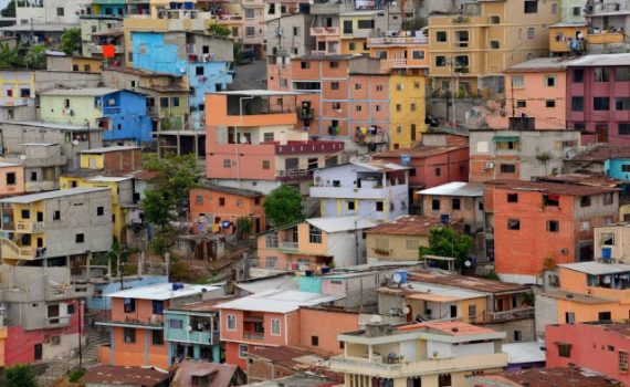 Projeto colaborativo para a autoconstrução de casas no Peru