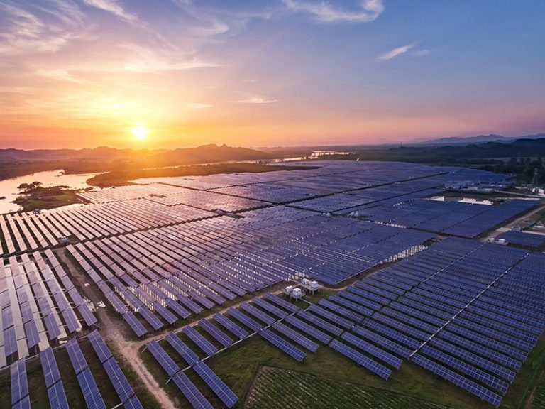 funiber-energia-eolica-america-latina Crescimento do setor da energia solar na América Latina