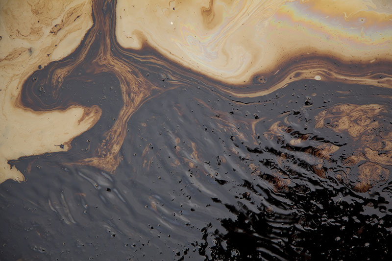 Derrame de petróleo é detectado por imagens de satélite