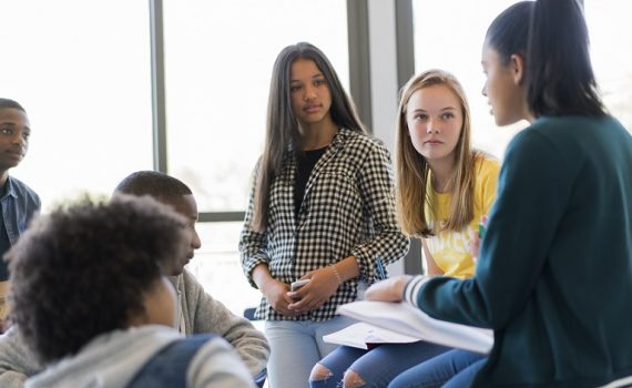 Recursos para incentivar a participação em aulas de conversação