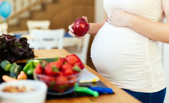 Obesidade da mãe durante gravidez pode afetar o cérebro do feto