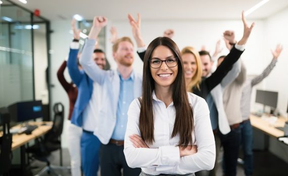 Emoções positivas para melhorar o ambiente de trabalho e educacional