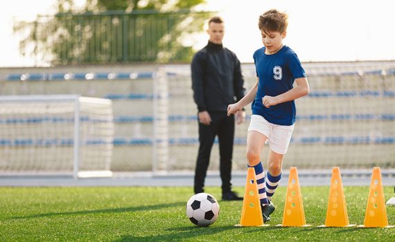 Participação esportiva leva a menos problemas de saúde mental nas crianças