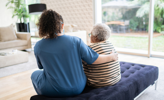 Recomendações para cuidar de idosos com Alzheimer