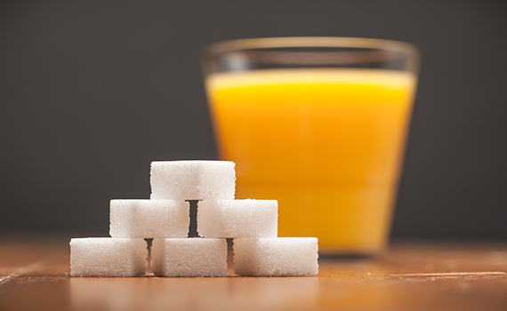 amounts-of-sugar-in-food-glass-of-orange-juice