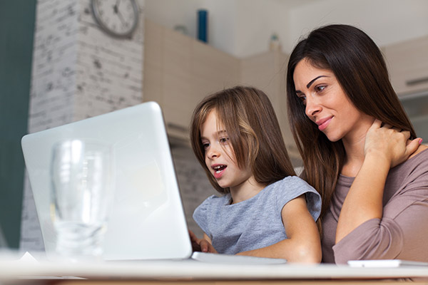 Educação digital: protegendo seus filhos on-line