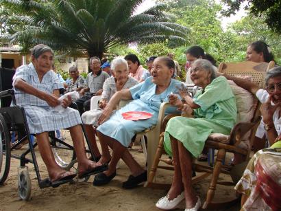 Se modifica legislación cubana para proteger a los ancianos.