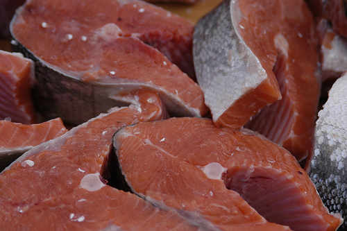 Omega 3 podría proteger al feto del mercurio contenido en el pescado