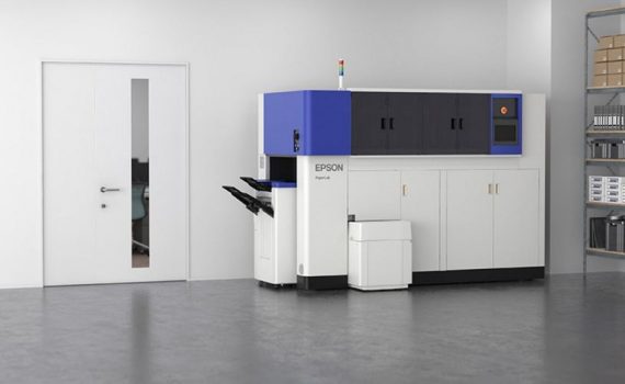 Máquina permite reciclaje de papel en empresas