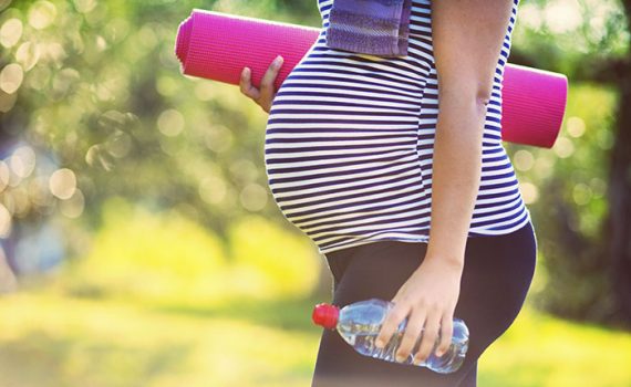 Ejercicios durante el embarazo previenen la hipertensión