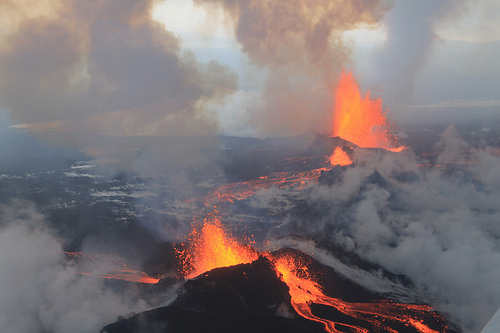 Se incrementa la vigilancia de volcanes tras terremoto en Ecuador