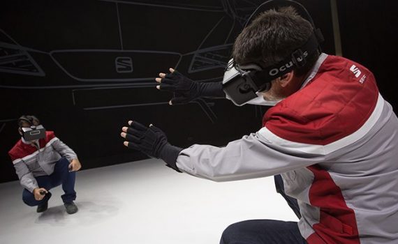 Realidad virtual reduce costos en la industria automovilística