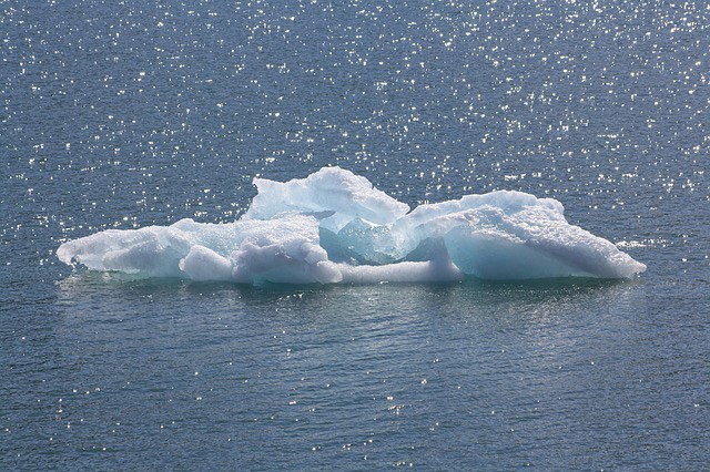 funiber-agua-iceberg