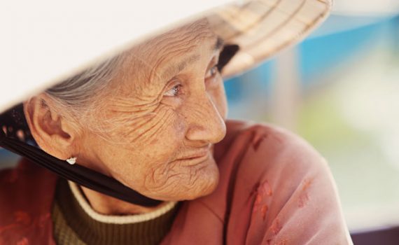 Tesis: Autoestima y calidad de vida disminuyen en ancianos desdentados