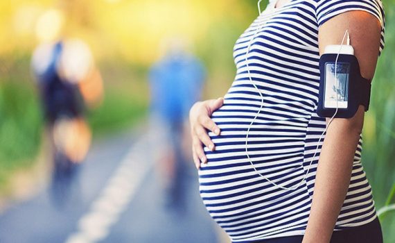 Ejercicios durante el embarazo ayudan a un parto más rápido