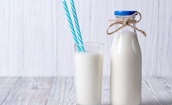 Consumo de leche podría disminuir riesgo de sufrir cáncer de colon