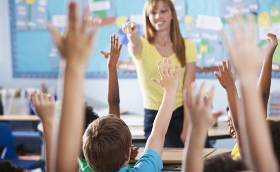 Cómo mejorar los recursos de conversación en las clases de idiomas