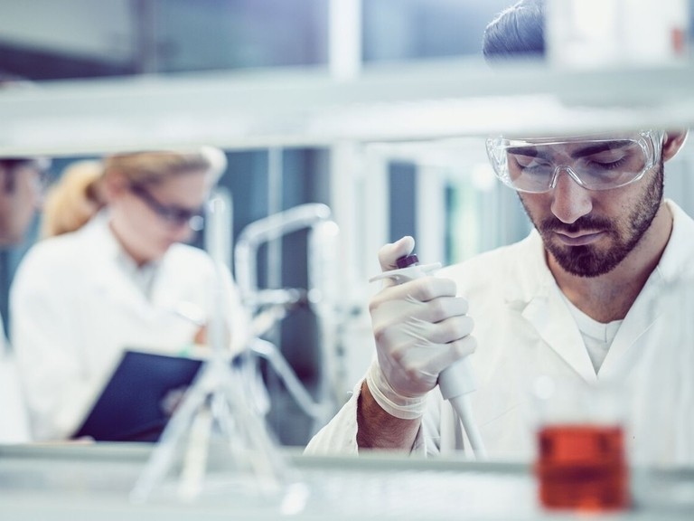 funiber-investigacion-alzheimer Descubren una forma de combatir el Alzheimer a partir de su origen