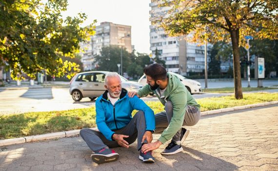 El ejercicio permite prevenir las caídas en mayores de 60 años