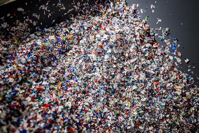 Se estima que ingerimos más de 50 mil partículas de plástico al año