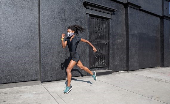 Mascarilla durante las prácticas deportivas de alta intensidad