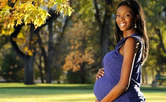 Deficiencia de vitamina D en mujeres embarazadas de piel negra