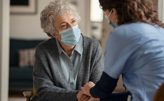 Cómo afectó la pandemia a los adultos mayores