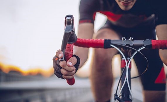 Controversia por el uso de vendaje neuromuscular en ciclistas daneses