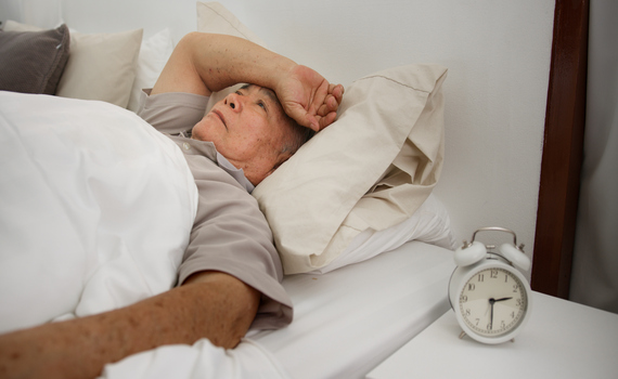 Maneras de prevenir los problemas de sueño en mayores