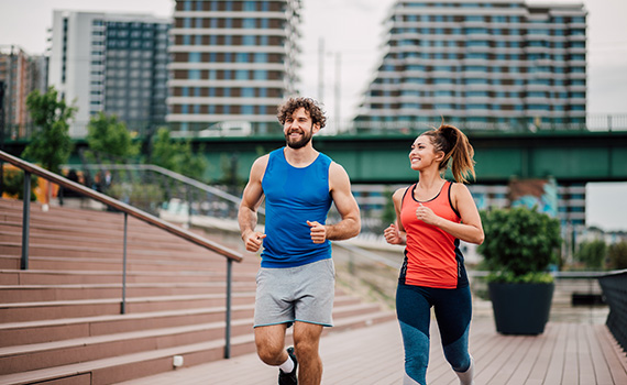 ¿Puede el ejercicio regular retrasar la disfunción cardiovascular?