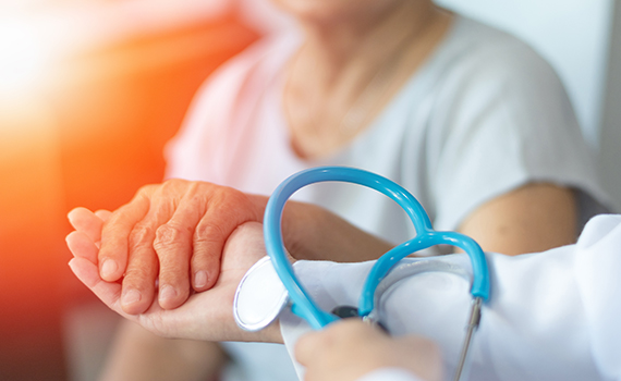 elderly-female-hand-holding-hand-of-young-caregiver-at-nursing-home-geriatric-doctor-or-geriatrician-concept-doctor-physician-hand-on-happy-elderly-senior-patient-to-comfort-in-hospital-examination